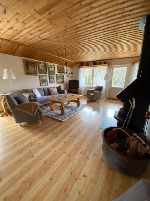 Bjoersjoedal Lake House'S غوتنبرغ المظهر الخارجي الصورة
